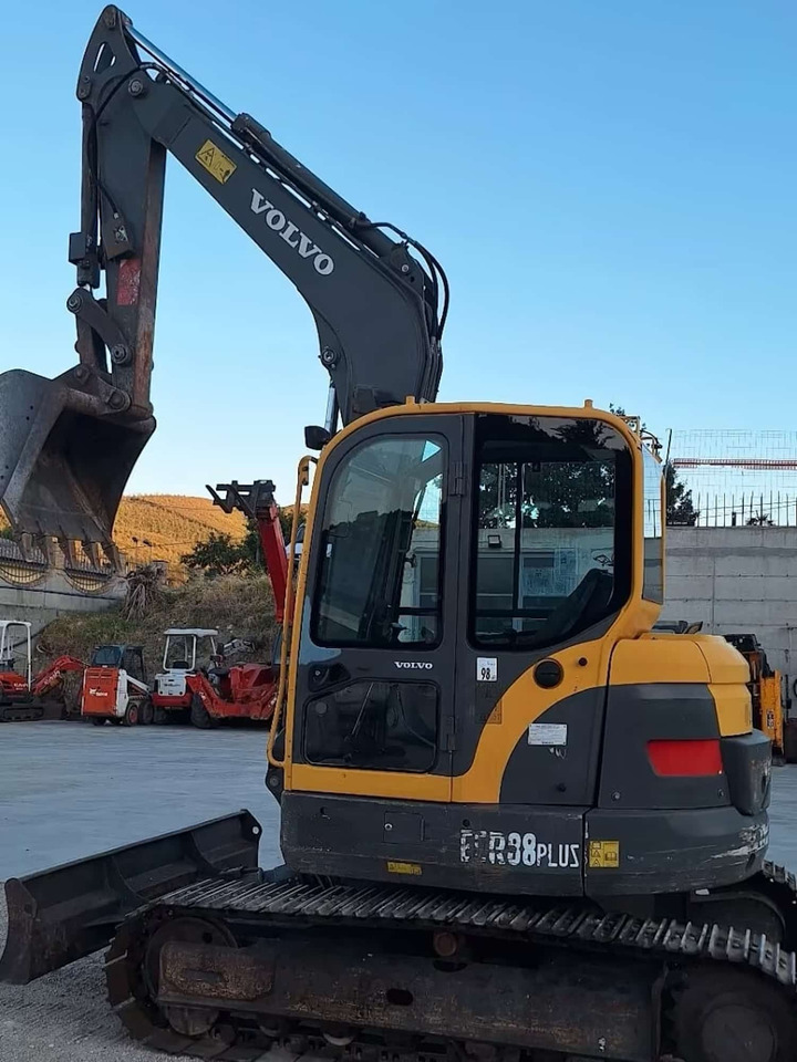 VOLVO ECR88 PLUS - Mini pelle: photos 5 VOLVO ECR88 PLUS - Mini pelle: photos 5