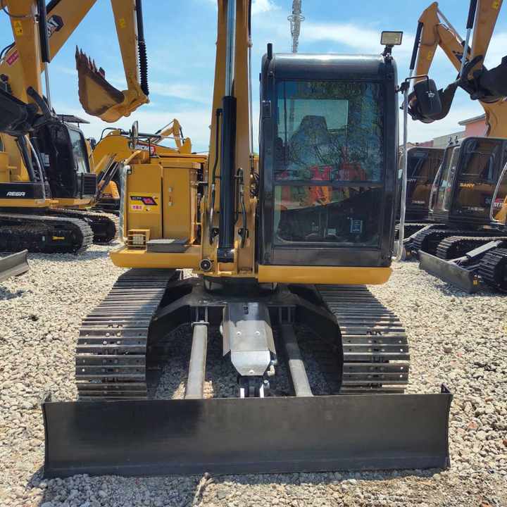 CATERPILLAR 307E2 - Pelle sur chenille: photos 5 CATERPILLAR 307E2 - Pelle sur chenille: photos 5