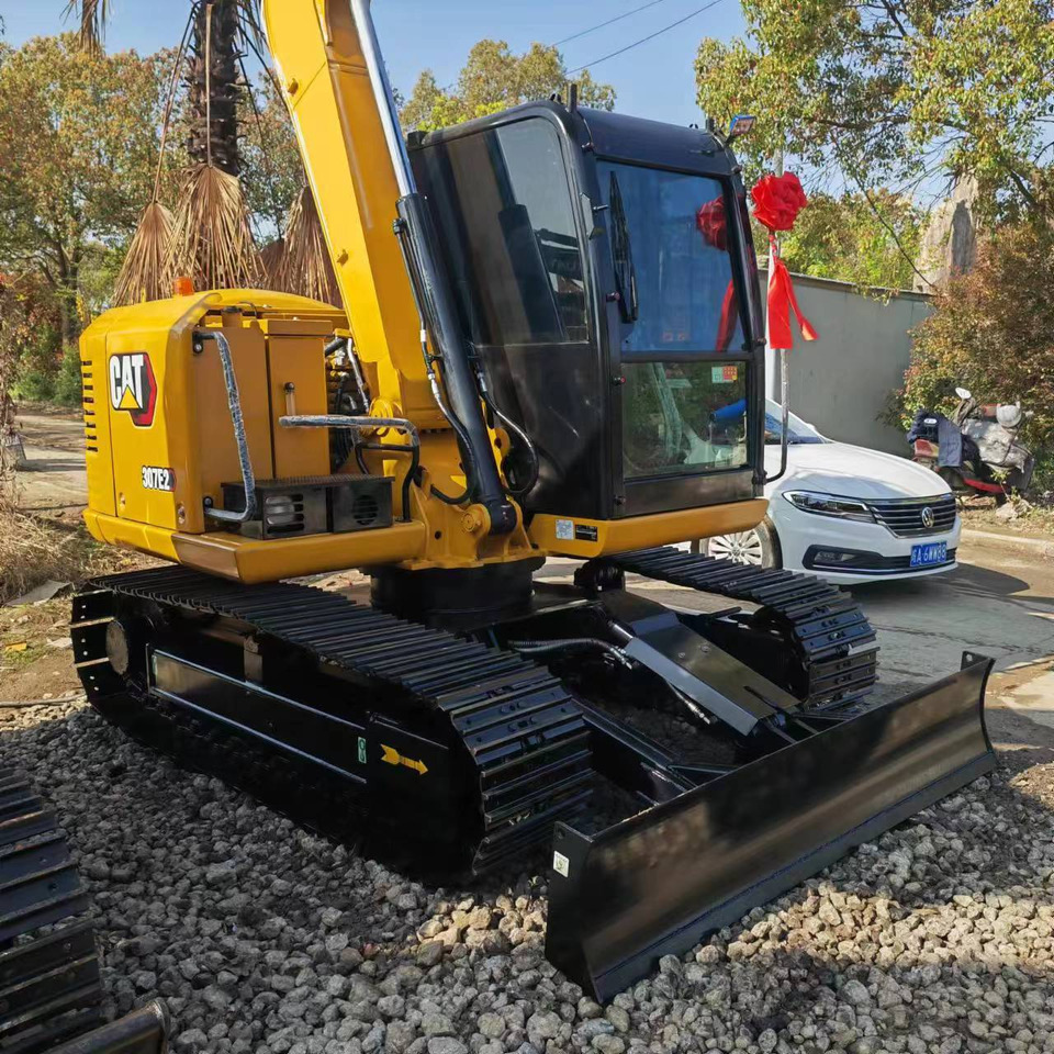 CATERPILLAR 307E2 - Mini pelle: photos 2 CATERPILLAR 307E2 - Mini pelle: photos 2