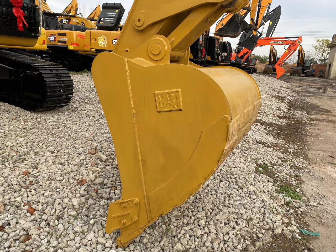 Pelle sur chenille CATERPILLAR 329D2L: photos 11 Pelle sur chenille CATERPILLAR 329D2L: photos 11