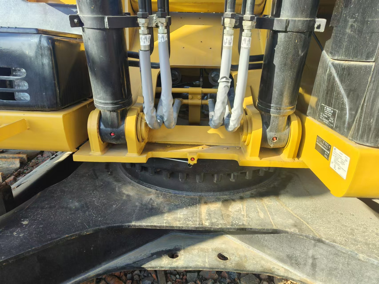 Pelle sur chenille CATERPILLAR 330D: photos 14 Pelle sur chenille CATERPILLAR 330D: photos 14