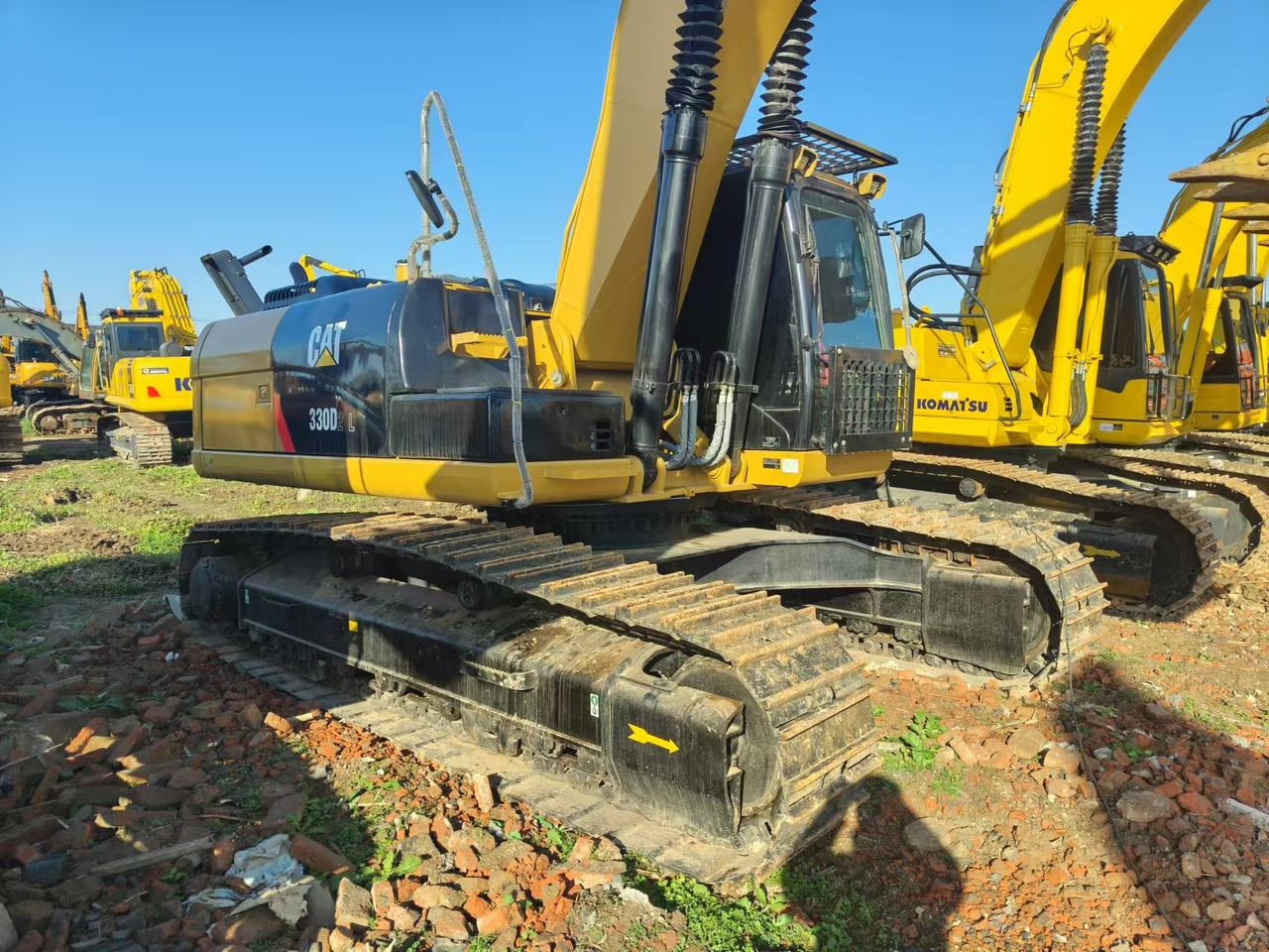 Pelle sur chenille CATERPILLAR 330D: photos 15 Pelle sur chenille CATERPILLAR 330D: photos 15