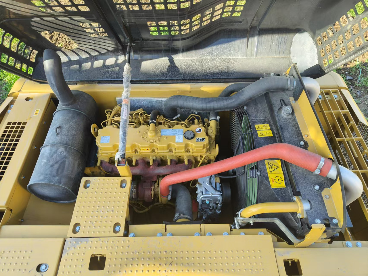 Pelle sur chenille CATERPILLAR 330D: photos 12 Pelle sur chenille CATERPILLAR 330D: photos 12