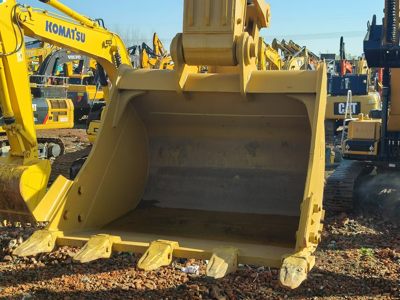 Pelle sur chenille CATERPILLAR 330D: photos 19 Pelle sur chenille CATERPILLAR 330D: photos 19