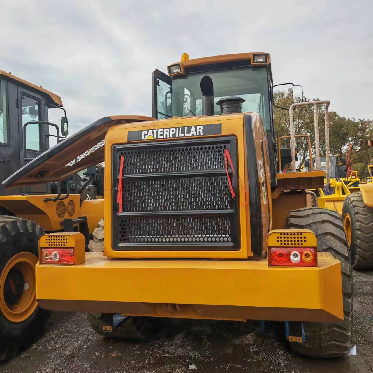 CATERPILLAR 950H - Chargeuse sur pneus: photos 3 CATERPILLAR 950H - Chargeuse sur pneus: photos 3