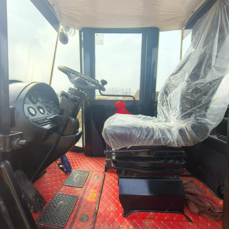 Chargeuse sur pneus CATERPILLAR 966H: photos 6 Chargeuse sur pneus CATERPILLAR 966H: photos 6