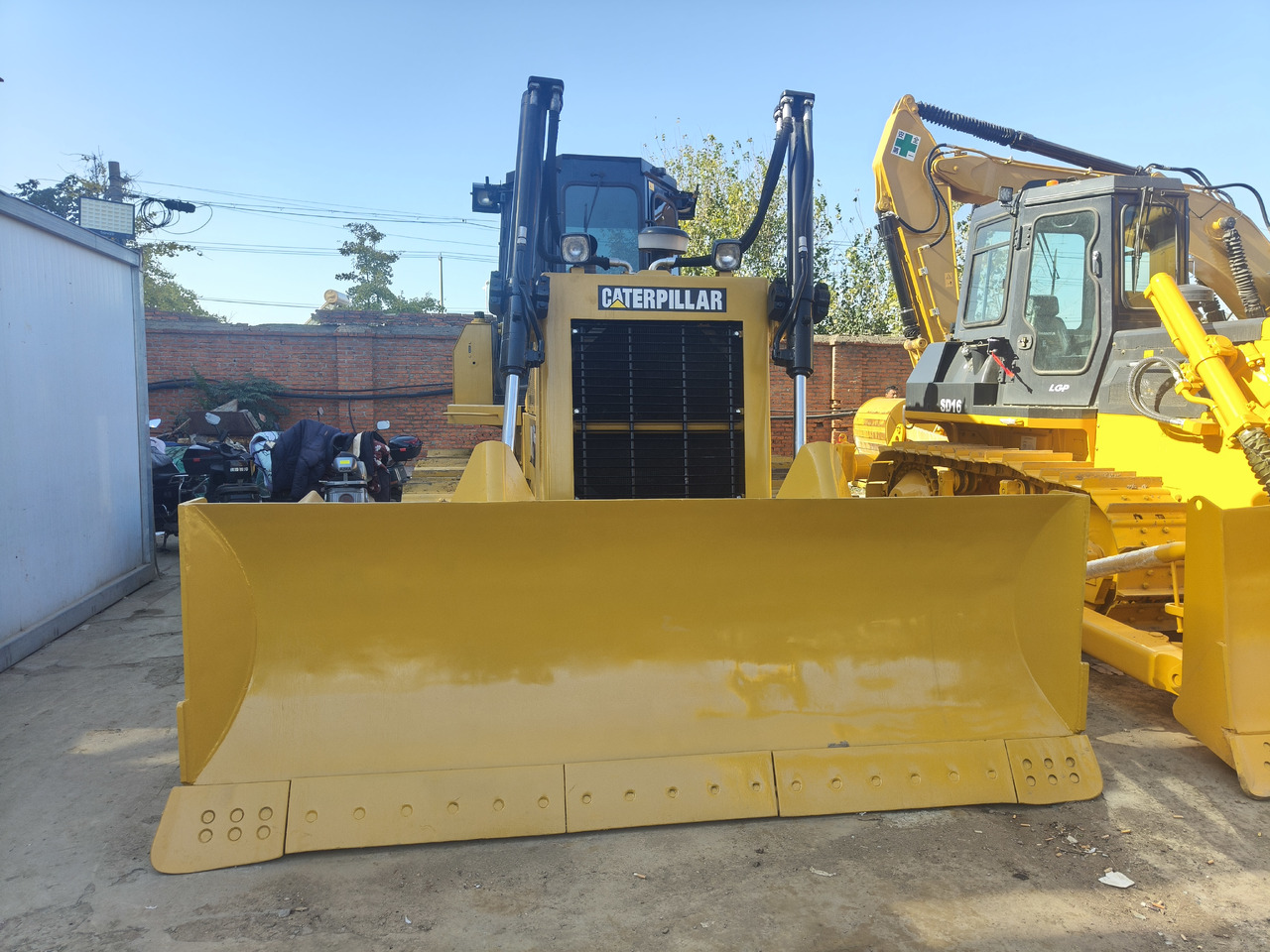 CATERPILLAR D7G - Pelle sur chenille: photos 3 CATERPILLAR D7G - Pelle sur chenille: photos 3