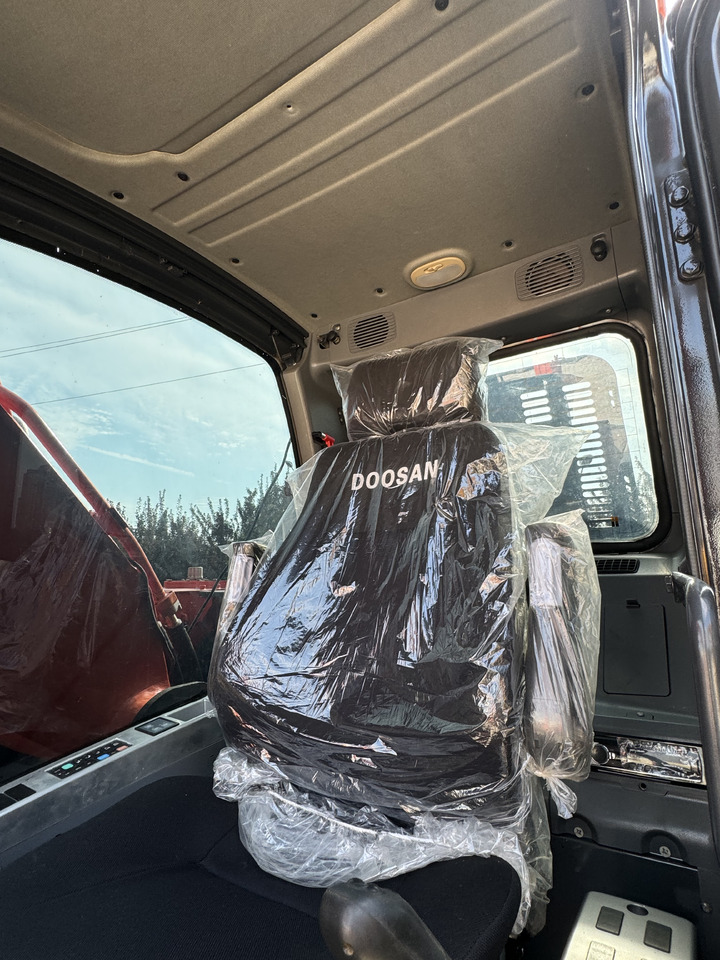 Pelle sur chenille DOOSAN DX225: photos 10