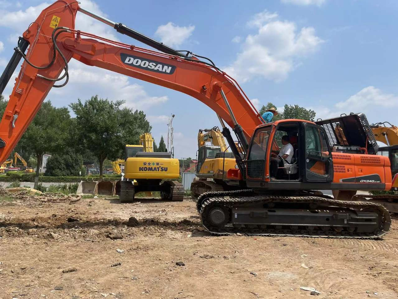 Pelle sur chenille DOOSAN DX340: photos 8