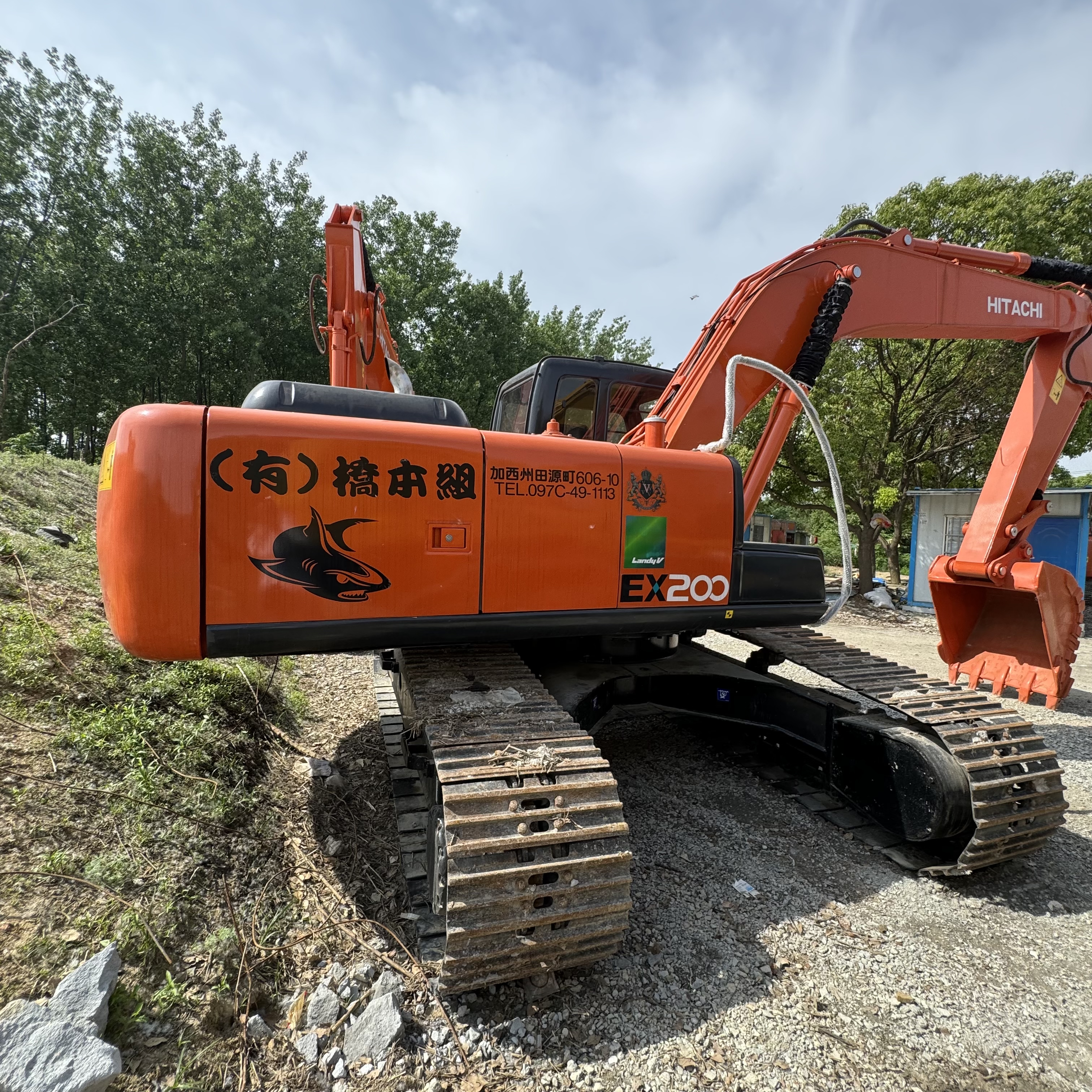 HITACHI ZX200 - Pelle sur chenille: photos 3 HITACHI ZX200 - Pelle sur chenille: photos 3