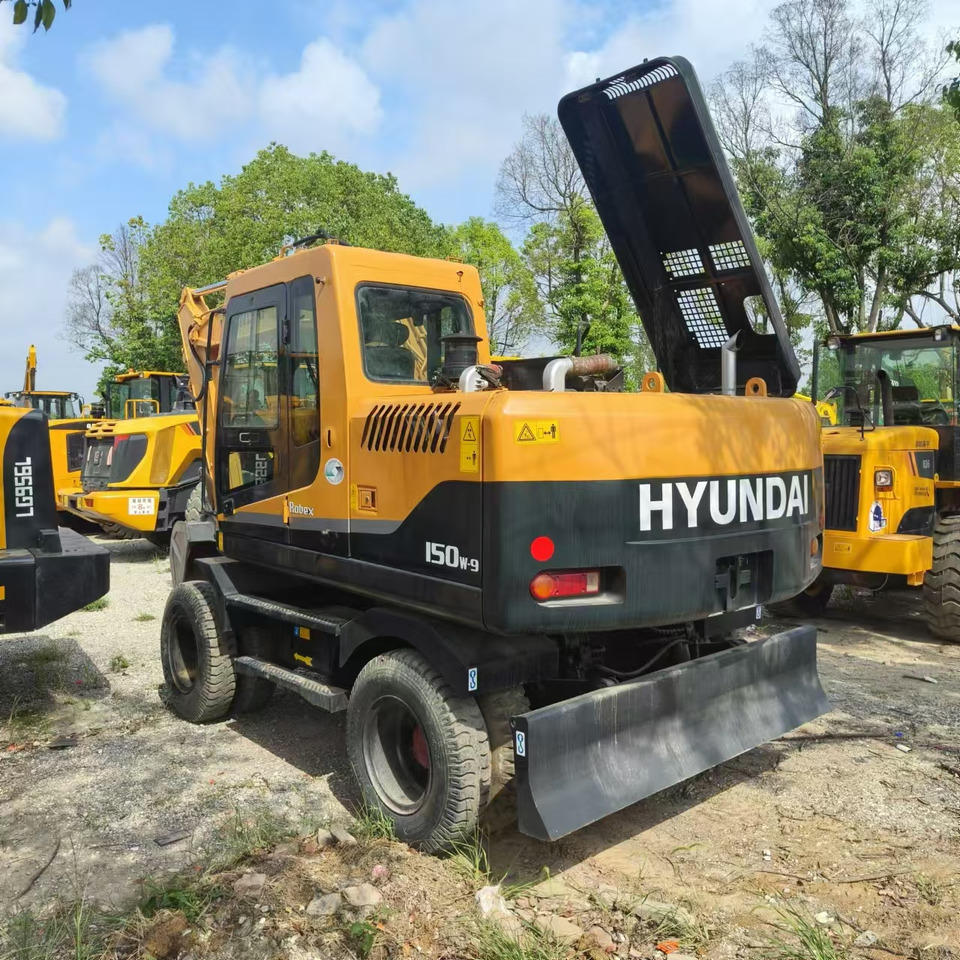Hyundai R150W-7 - Pelle sur pneus: photos 2 Hyundai R150W-7 - Pelle sur pneus: photos 2