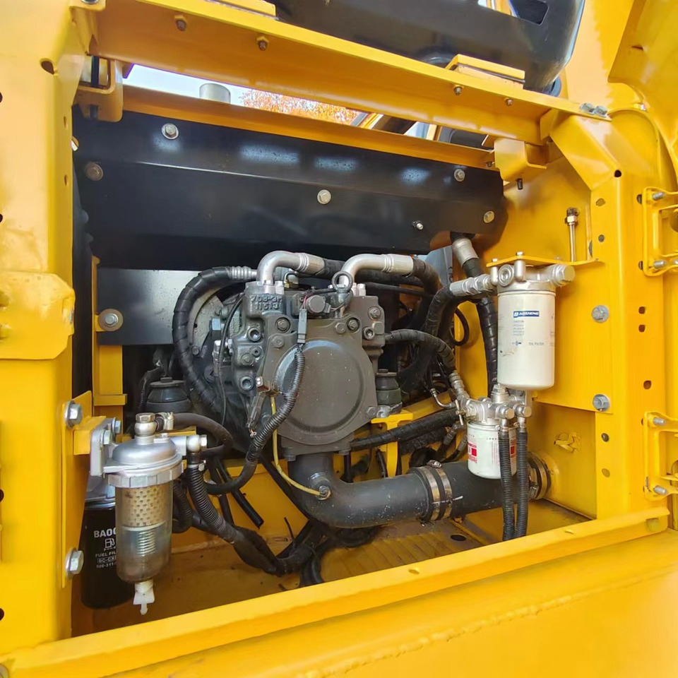 Pelle sur chenille KOMATSU PC160: photos 7