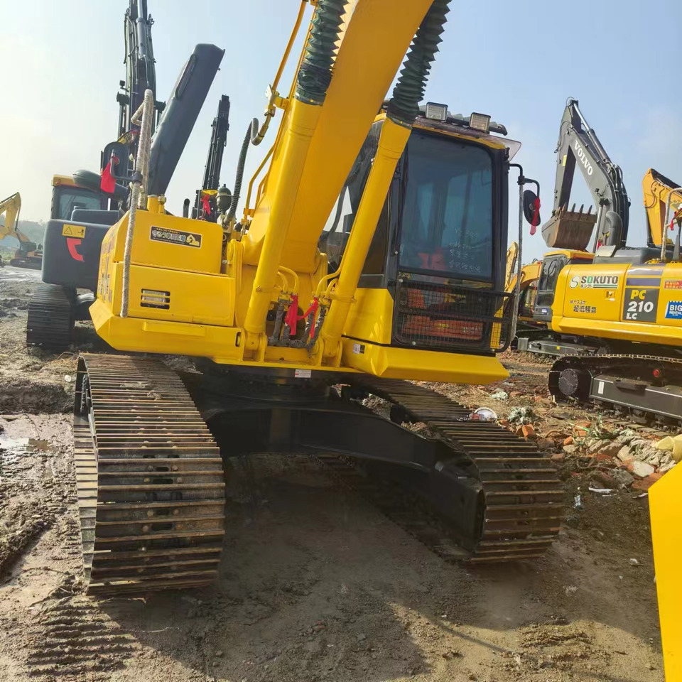 Pelle sur chenille KOMATSU PC200: photos 7