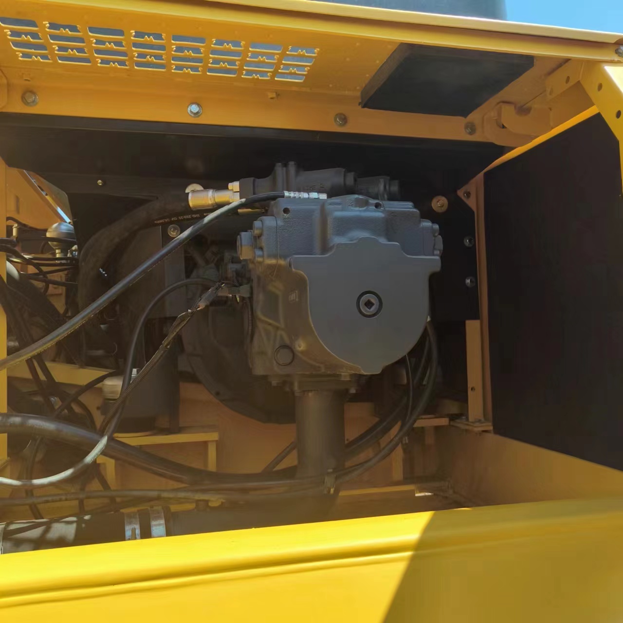 Pelle sur chenille KOMATSU PC450: photos 9