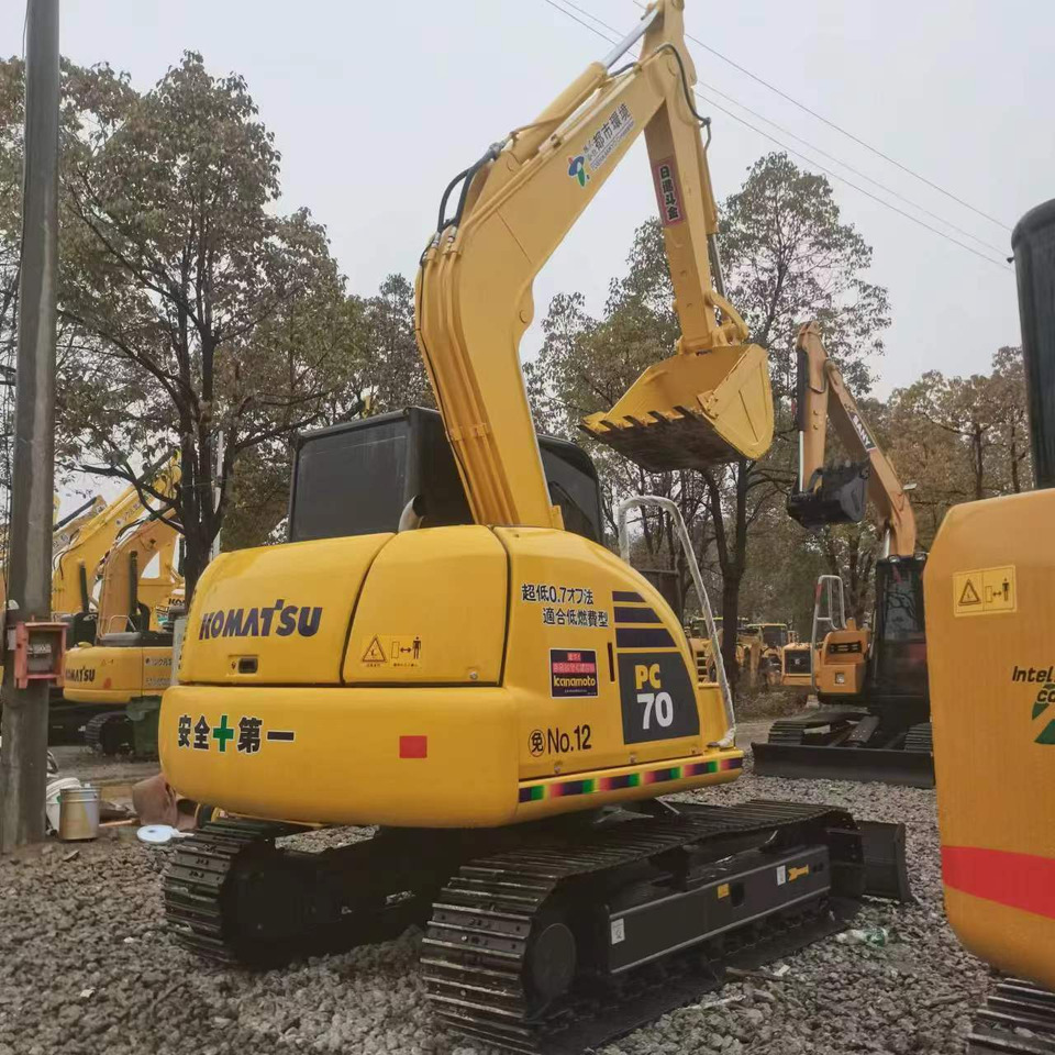 KOMATSU PC70 - Mini pelle: photos 2 KOMATSU PC70 - Mini pelle: photos 2