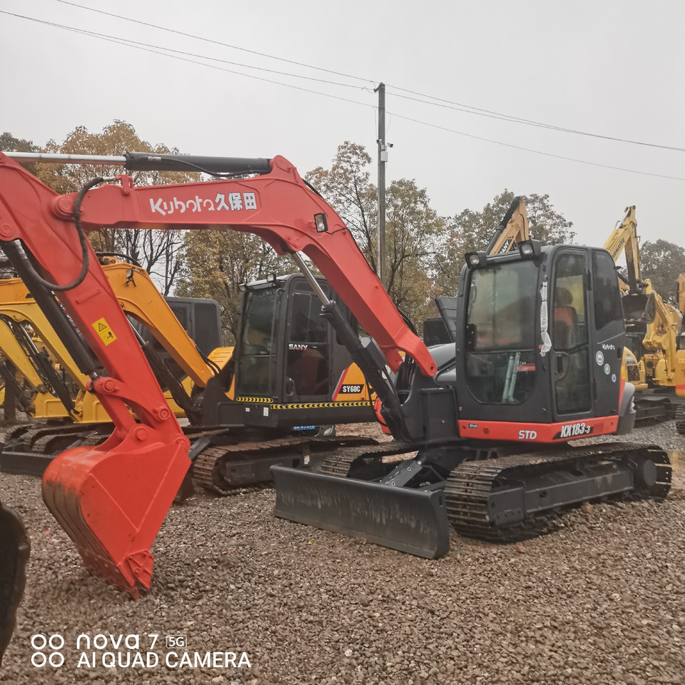 KUBOTA KX183 - Pelle sur chenille: photos 2 KUBOTA KX183 - Pelle sur chenille: photos 2