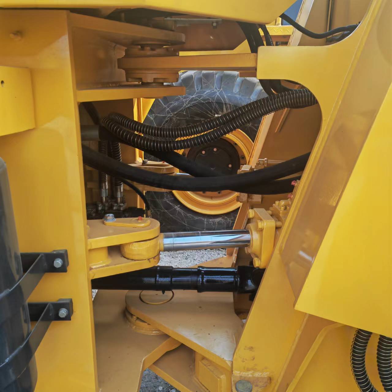 Chargeuse sur pneus LIUGONG 856: photos 7