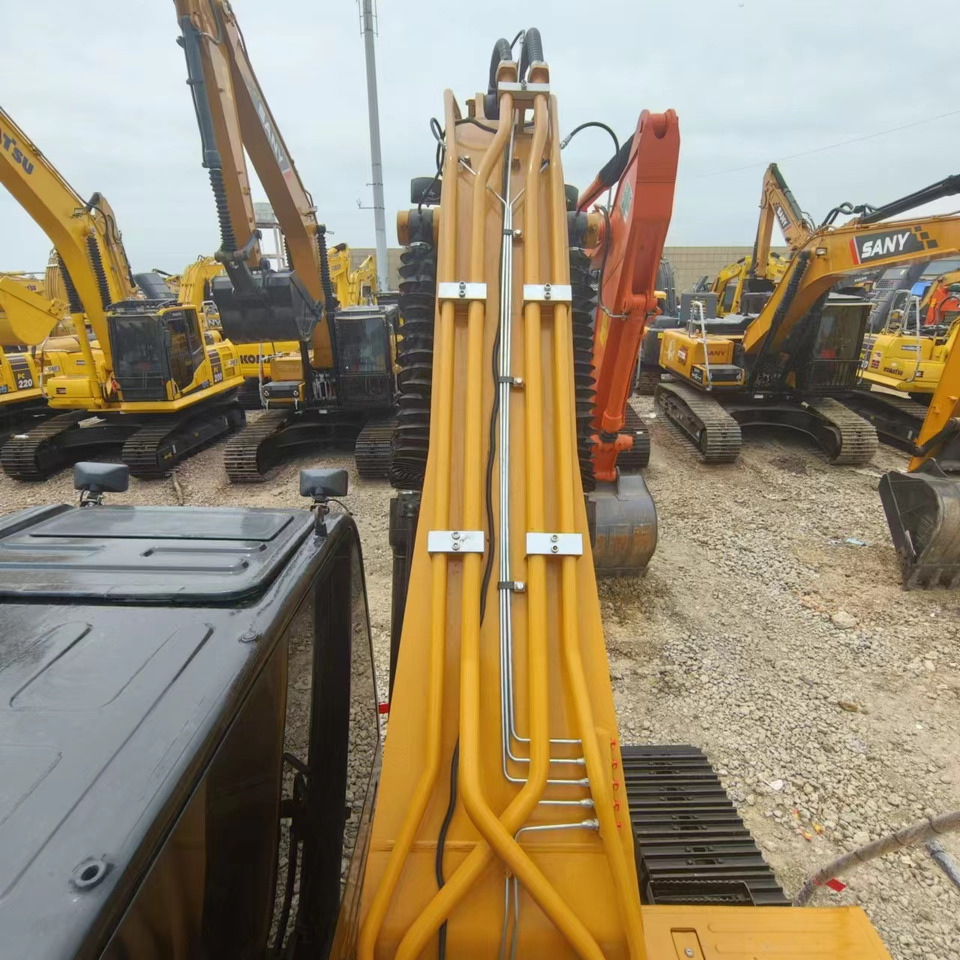 Pelle sur chenille SANY SY235H: photos 13 Pelle sur chenille SANY SY235H: photos 13