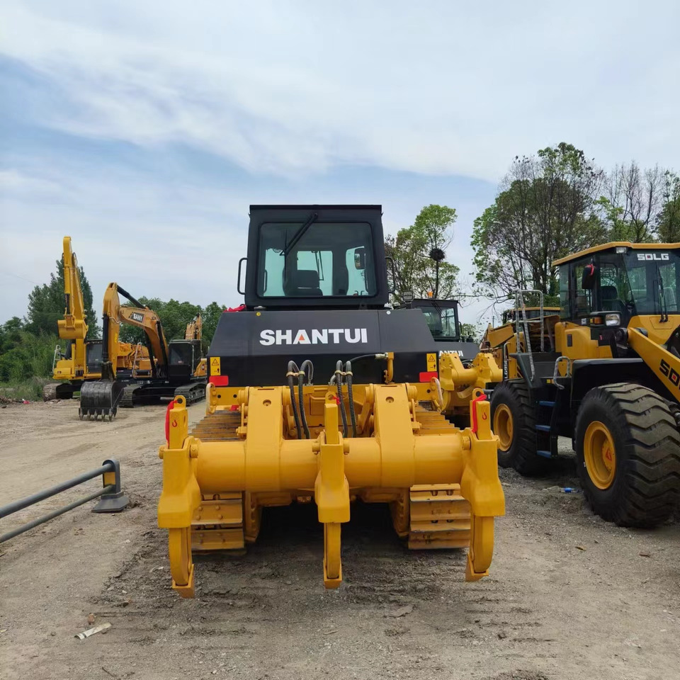 SHANTUI SD16 - Bulldozer: photos 3 SHANTUI SD16 - Bulldozer: photos 3