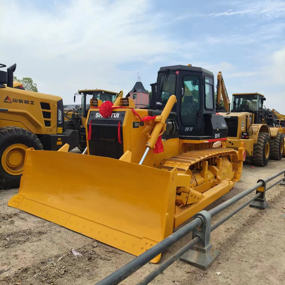 SHANTUI SD16 - Bulldozer: photos 2 SHANTUI SD16 - Bulldozer: photos 2