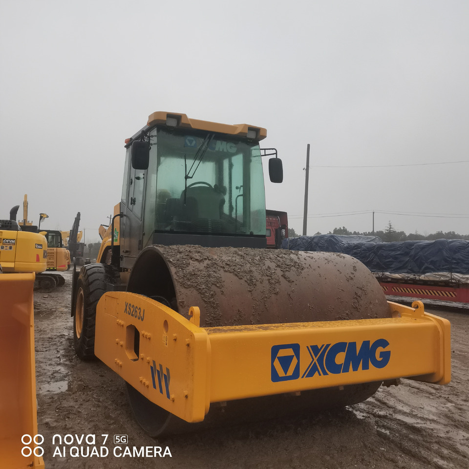 XCMG XS263J - Rouleau compresseur: photos 1 XCMG XS263J - Rouleau compresseur: photos 1