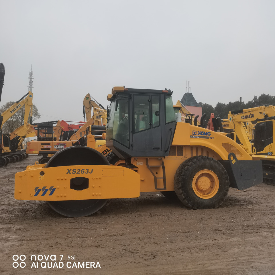 XCMG XS263J - Rouleau compresseur: photos 2 XCMG XS263J - Rouleau compresseur: photos 2