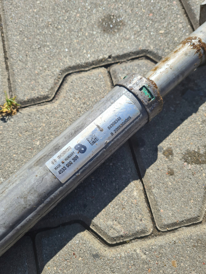 BOSCH DRĄŻEK KOLUMNY KIEROWNICZEJ DO KABINY RENAULT GAMA T HIGH WYSOKA KABINA - Commande de gouvernail pour Camion: photos 4 BOSCH DRĄŻEK KOLUMNY KIEROWNICZEJ DO KABINY RENAULT GAMA T HIGH WYSOKA KABINA - Commande de gouvernail pour Camion: photos 4