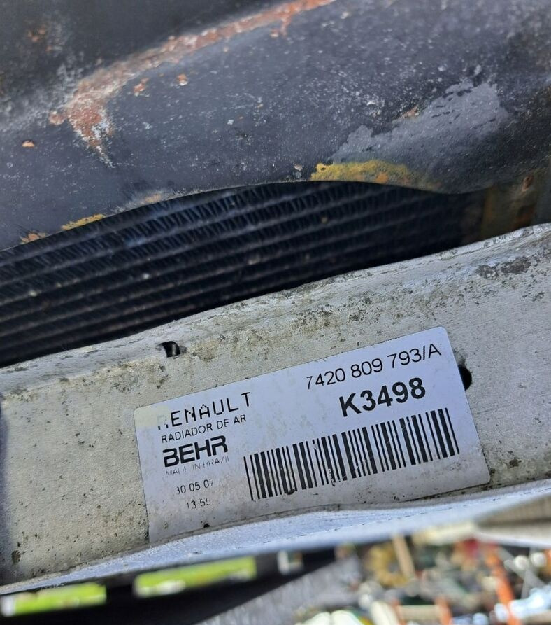 Behr KOMPLET CHŁODNIC RENAULT MIDLUM DXI 5 - Radiateur pour Camion: photos 3 Behr KOMPLET CHŁODNIC RENAULT MIDLUM DXI 5 - Radiateur pour Camion: photos 3
