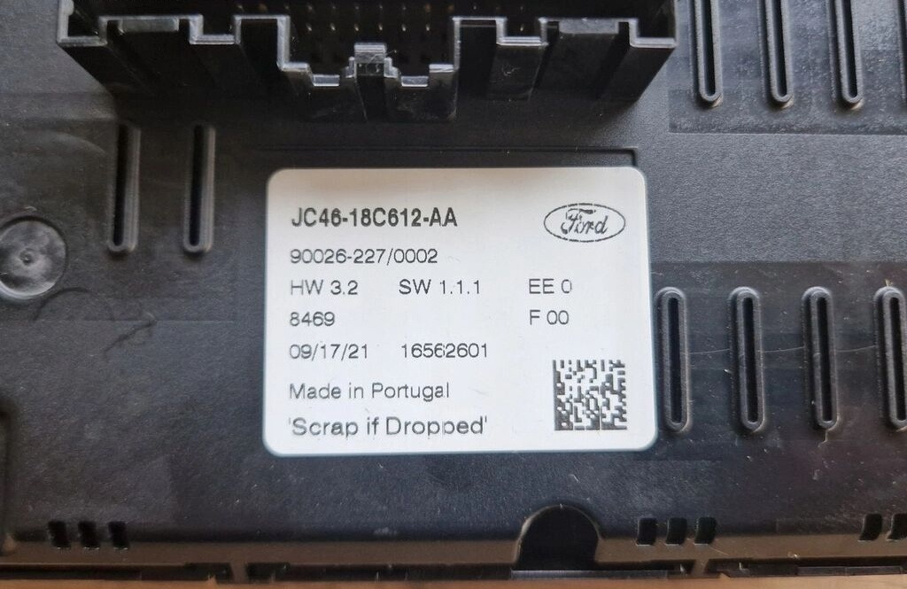 Ford F-MAX JC46-18C612-AA Ford F-MAX - Panel de instrumentos pour Camion: photos 2 Ford F-MAX JC46-18C612-AA Ford F-MAX - Panel de instrumentos pour Camion: photos 2