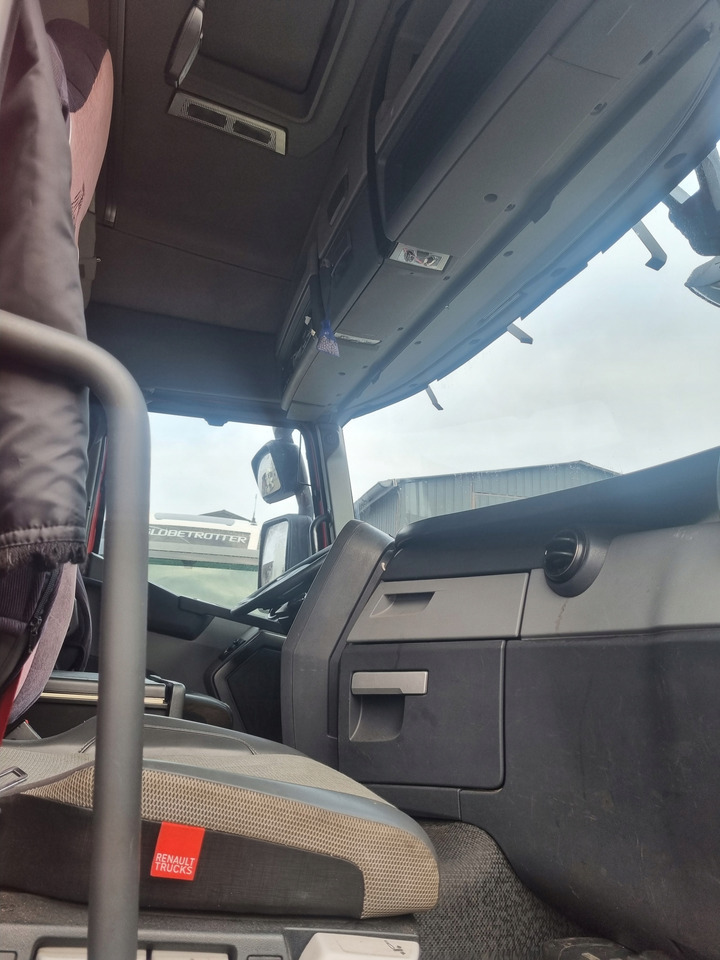 Cabine GOŁA SZKIELET POSZYCIE BLACHA RENAULT GAMA T RANGE EURO 6: photos 13 Cabine GOŁA SZKIELET POSZYCIE BLACHA RENAULT GAMA T RANGE EURO 6: photos 13