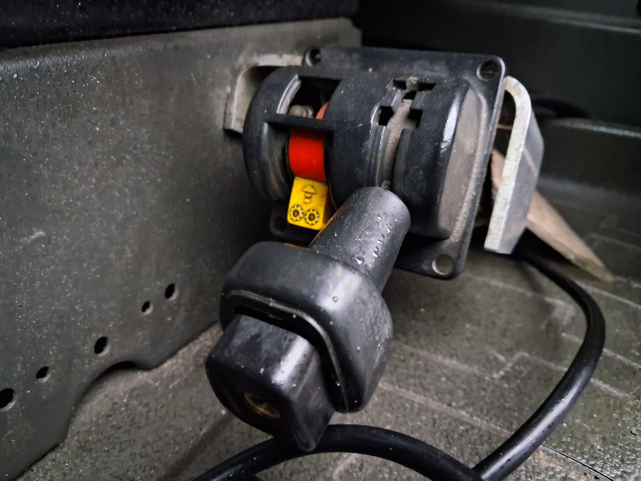 HYDRAULIKA KOMPLET SKRZYNIA I-SHIFT RENAULT DXI GAMA T K VOLVO FH FM - Hydraulique pour Camion: photos 3 HYDRAULIKA KOMPLET SKRZYNIA I-SHIFT RENAULT DXI GAMA T K VOLVO FH FM - Hydraulique pour Camion: photos 3