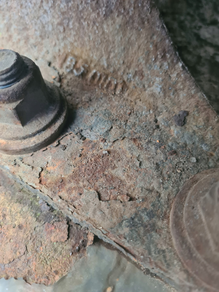 JOST  - Sellette d'attelage pour Camion: photos 4 JOST  - Sellette d'attelage pour Camion: photos 4