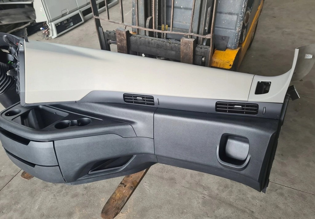 KONSOLA KOMPLETNA KOKPIT DESKA ROZDZIELCZA STELAŻ FORD F-MAX 500 TRUCKS - Panel de instrumentos: photos 5 KONSOLA KOMPLETNA KOKPIT DESKA ROZDZIELCZA STELAŻ FORD F-MAX 500 TRUCKS - Panel de instrumentos: photos 5