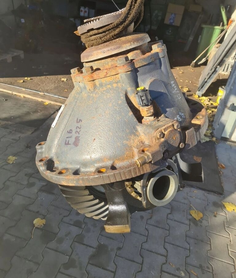 Meritor 167E 44/9 4.89 22.5 Volvo VOLVO FL 6 00-06 - Différentiel pour Camion: photos 1 Meritor 167E 44/9 4.89 22.5 Volvo VOLVO FL 6 00-06 - Différentiel pour Camion: photos 1