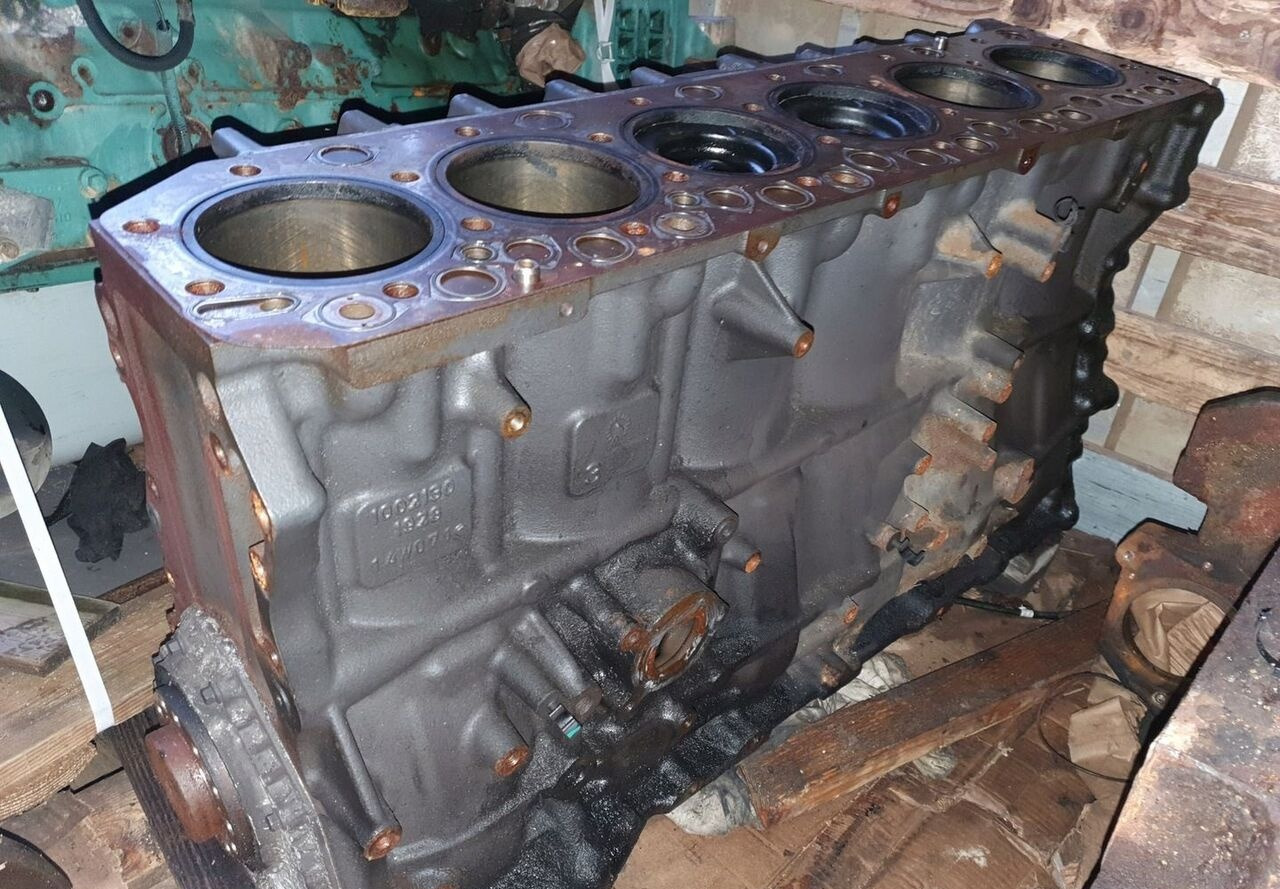 RENAULT BLOK SILNIKA SŁUPEK TŁOKI WAŁ RENAULT GAMA RANGE T DTI11 460 430 - Bloc-cylindres pour Camion: photos 3 RENAULT BLOK SILNIKA SŁUPEK TŁOKI WAŁ RENAULT GAMA RANGE T DTI11 460 430 - Bloc-cylindres pour Camion: photos 3