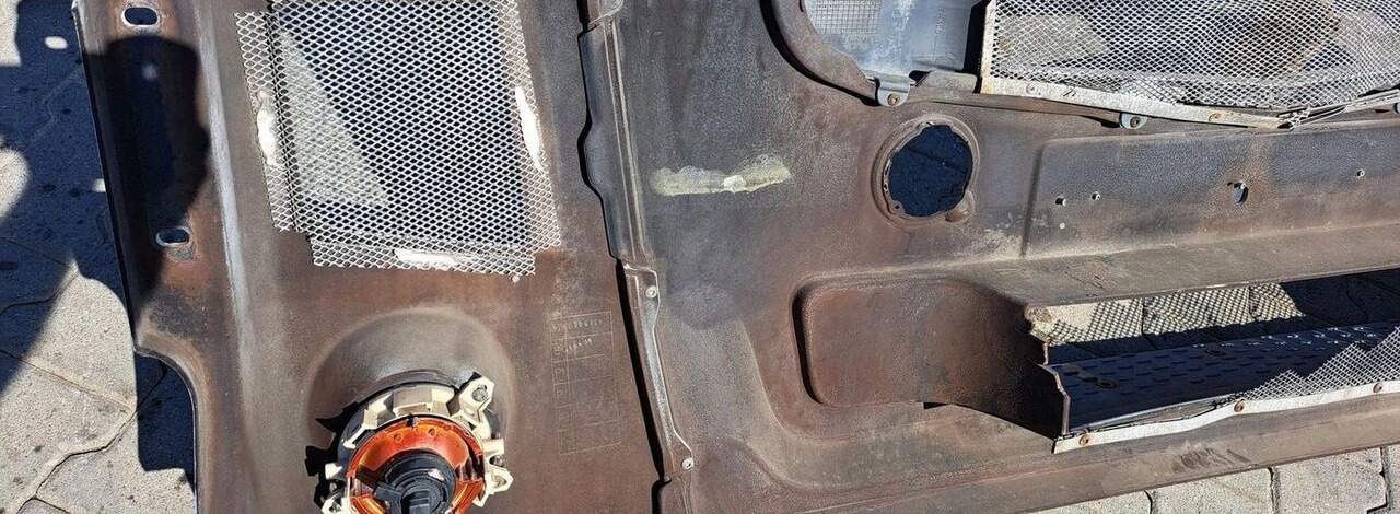 Renault DOLNY PRZÓD KOMPLETNY MAGNUM DXI LIFT VEGA   Renault - Pare-chocs pour Camion: photos 3 Renault DOLNY PRZÓD KOMPLETNY MAGNUM DXI LIFT VEGA   Renault - Pare-chocs pour Camion: photos 3