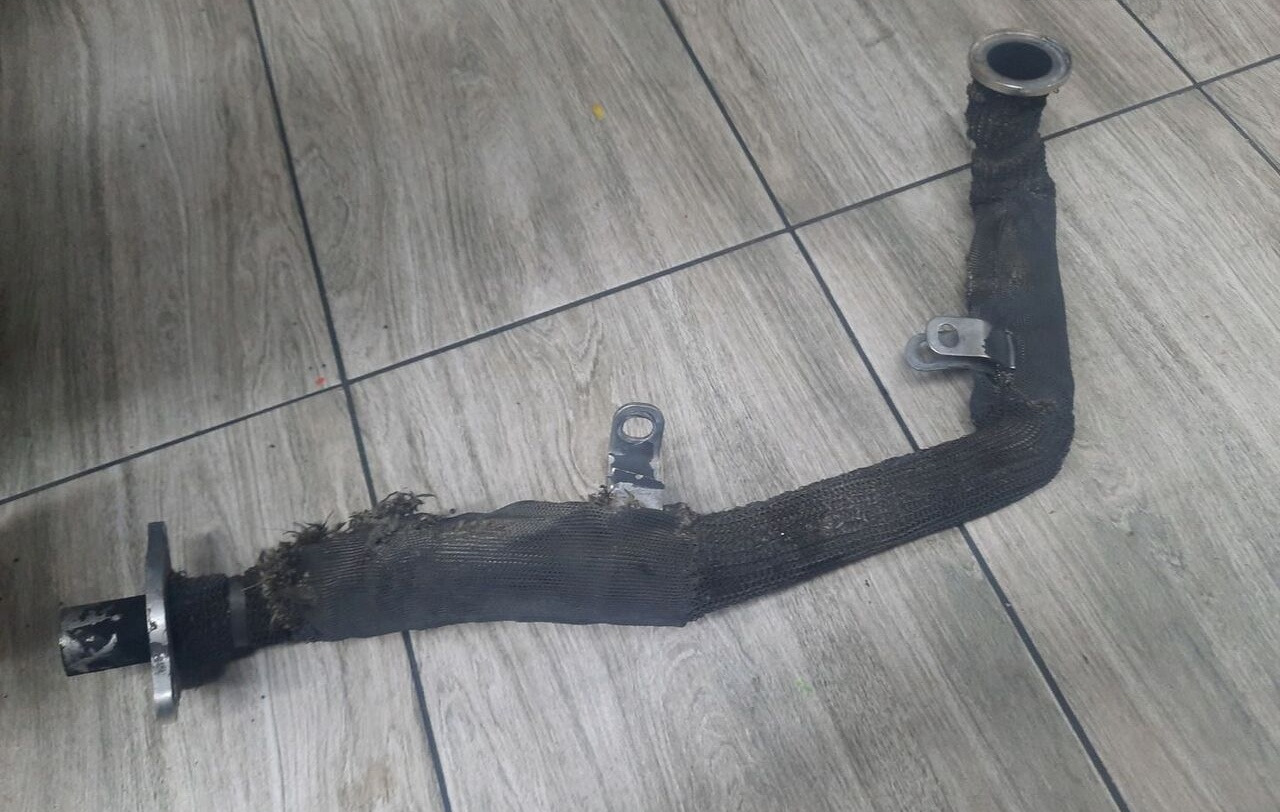 Renault GAMA T RANGE - Tube d'echappement pour Camion: photos 5 Renault GAMA T RANGE - Tube d'echappement pour Camion: photos 5