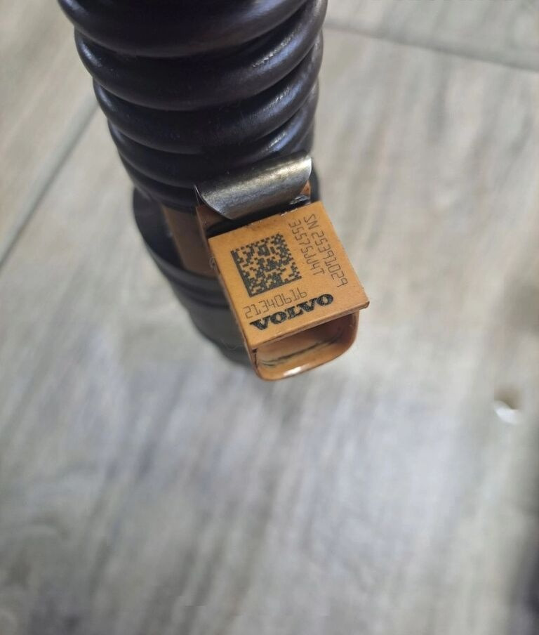 Renault POMPO E POMPOWTRYSKI MAGNUM DXI VOLVO FM FH 21340616 Renault RENAULT MAGNUM DXI VOLVO FM FH 21340616 - Injecteur pour Camion: photos 3 Renault POMPO E POMPOWTRYSKI MAGNUM DXI VOLVO FM FH 21340616 Renault RENAULT MAGNUM DXI VOLVO FM FH 21340616 - Injecteur pour Camion: photos 3