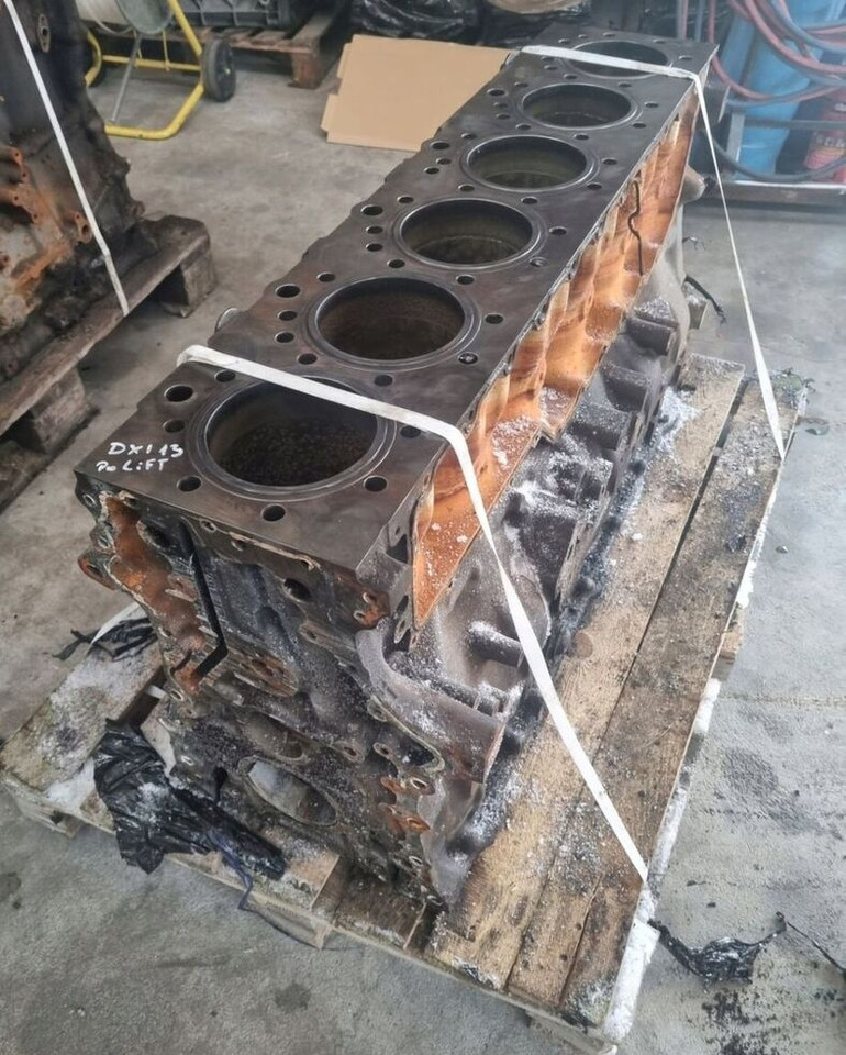 VOLVO BLOK SILNIKA SŁUPEK WAŁ RENAULT MAGNUM DXI 13 VOLVO FH FM 460 500 - Bloc-cylindres pour Camion: photos 4 VOLVO BLOK SILNIKA SŁUPEK WAŁ RENAULT MAGNUM DXI 13 VOLVO FH FM 460 500 - Bloc-cylindres pour Camion: photos 4