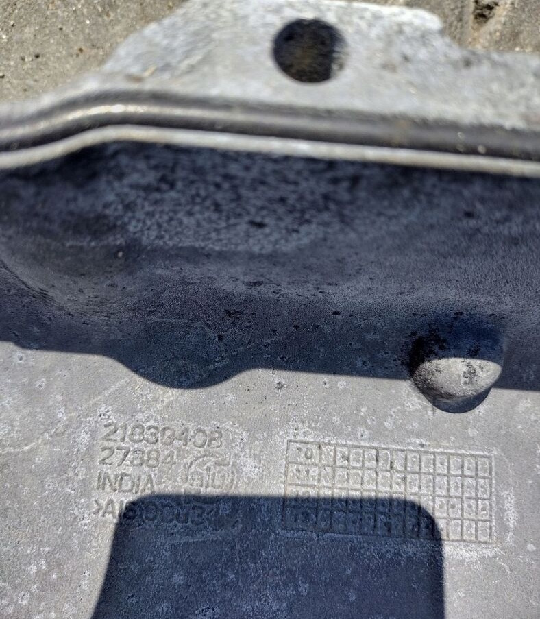 VOLVO KOLEKTOR SSĄCY VOLVO FH FM 4 D13K - Collecteur d'admission pour Camion: photos 3 VOLVO KOLEKTOR SSĄCY VOLVO FH FM 4 D13K - Collecteur d'admission pour Camion: photos 3