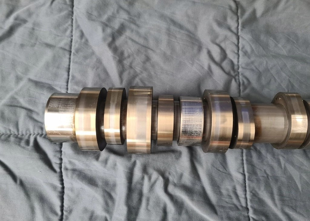 VOLVO WAŁEK ROZRZĄDU VOLVO FH 4 FM 4 D13K RENAULT GAMA T DTI 13 COMMON RAIL - Arbre à cames: photos 2 VOLVO WAŁEK ROZRZĄDU VOLVO FH 4 FM 4 D13K RENAULT GAMA T DTI 13 COMMON RAIL - Arbre à cames: photos 2