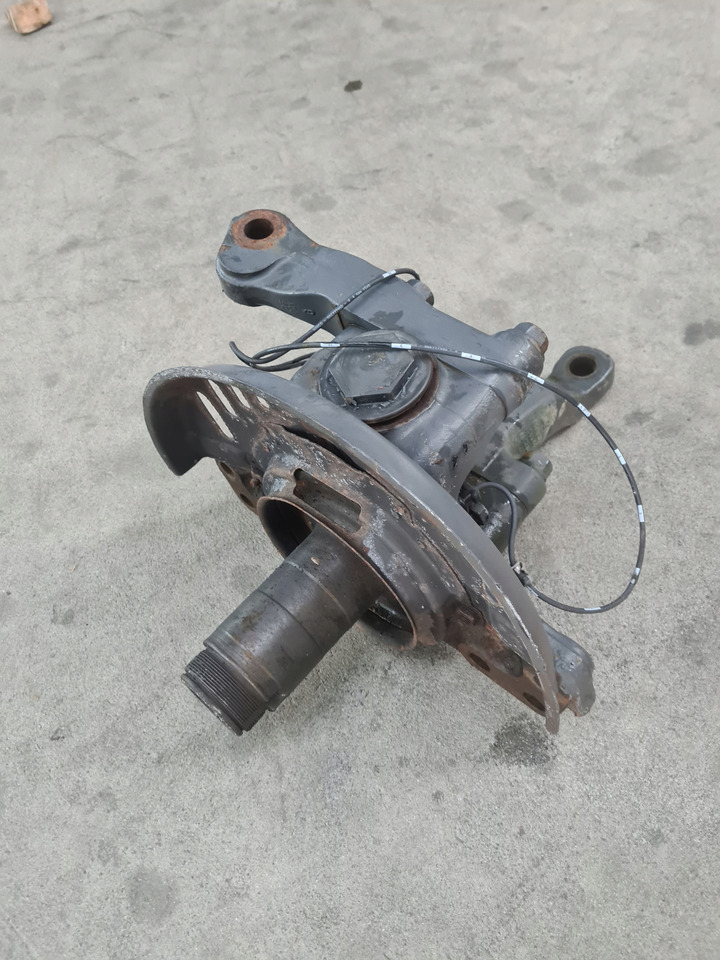 VOLVO ZWROTNICA LEWA VOLVO FH 4 FM 4 RENAULT GAMA T FI 78 - Fusée d'essieu pour Camion: photos 2 VOLVO ZWROTNICA LEWA VOLVO FH 4 FM 4 RENAULT GAMA T FI 78 - Fusée d'essieu pour Camion: photos 2