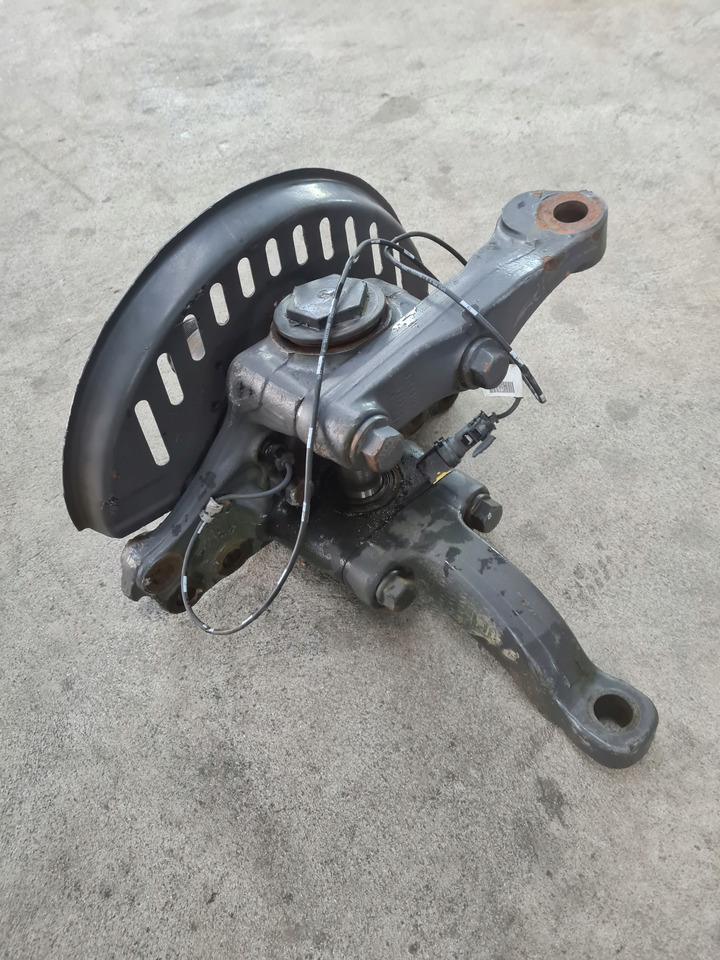 VOLVO ZWROTNICA LEWA VOLVO FH 4 FM 4 RENAULT GAMA T FI 78 - Fusée d'essieu pour Camion: photos 3 VOLVO ZWROTNICA LEWA VOLVO FH 4 FM 4 RENAULT GAMA T FI 78 - Fusée d'essieu pour Camion: photos 3