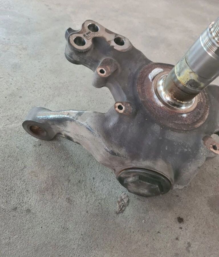 VOLVO ZWROTNICA PRAWA VOLVO FH 4 FM 4 FH 5 FM 5 RENAULT GAMA T FI 58 22848433 - Fusée d'essieu pour Camion: photos 3 VOLVO ZWROTNICA PRAWA VOLVO FH 4 FM 4 FH 5 FM 5 RENAULT GAMA T FI 58 22848433 - Fusée d'essieu pour Camion: photos 3