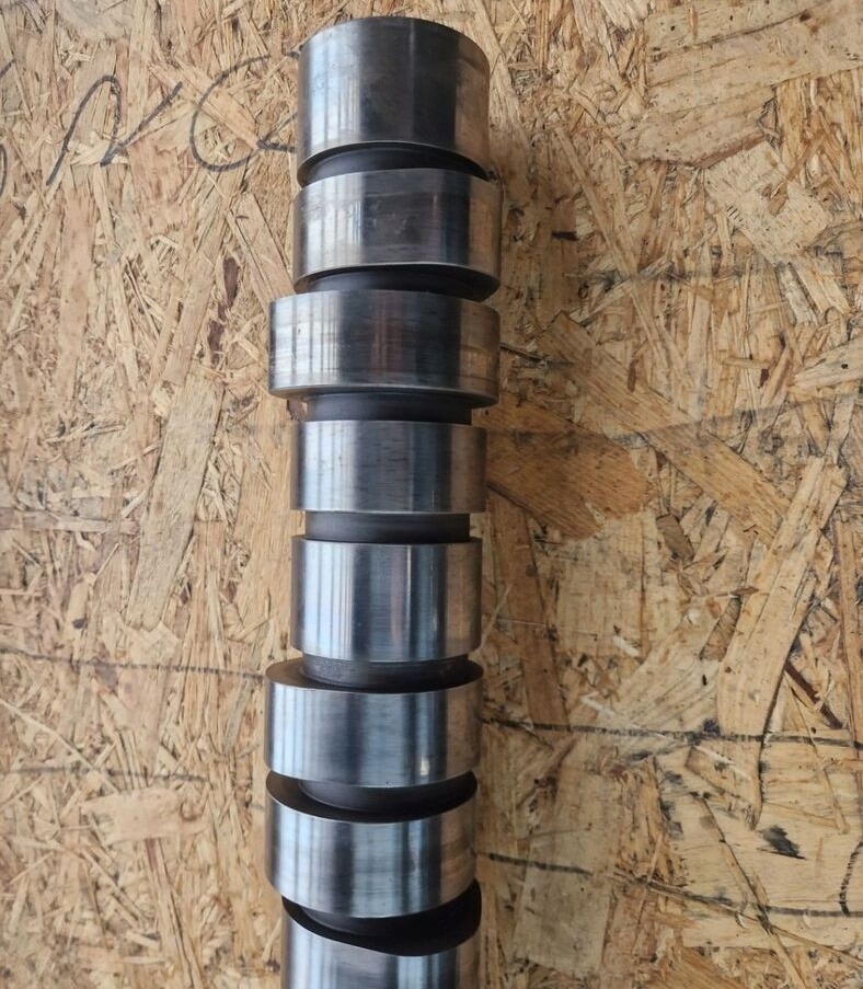 Volvo FH 12 - Arbre à cames pour Camion: photos 3 Volvo FH 12 - Arbre à cames pour Camion: photos 3