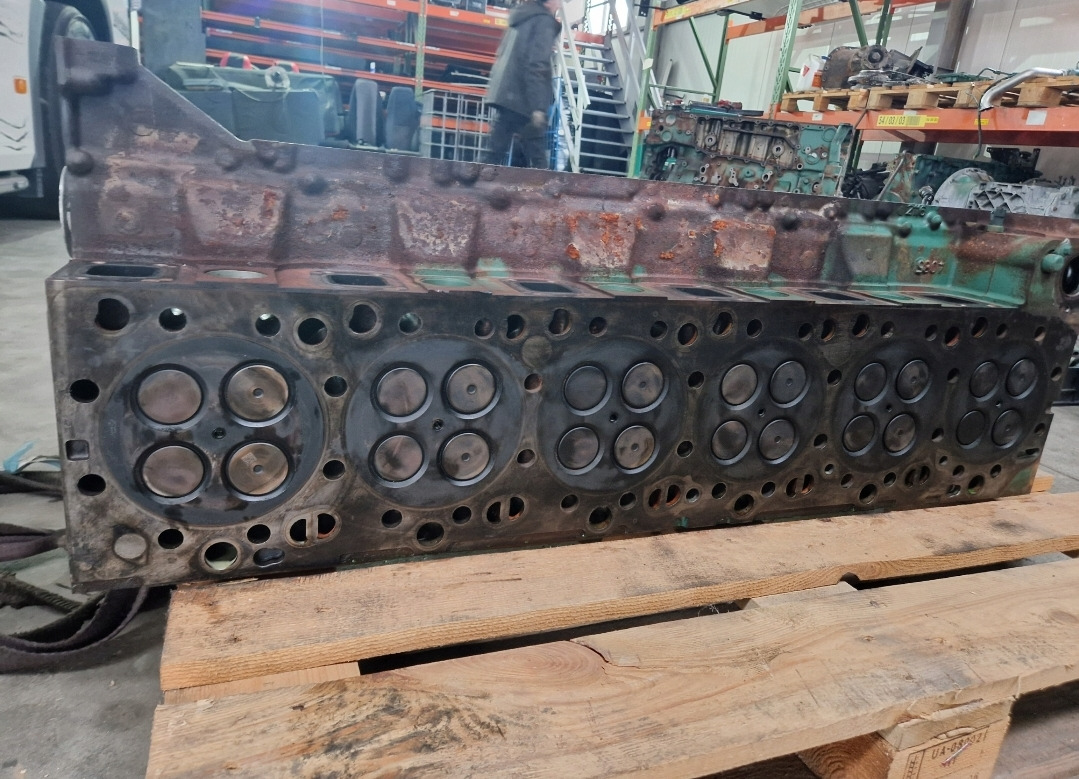 Culasse pour Camion Volvo GŁOWICA SILNIKA FH 16 D16K EURO 6   Volvo VOLVO FH 16 D16K EURO 6 22184000 154511429: photos 7