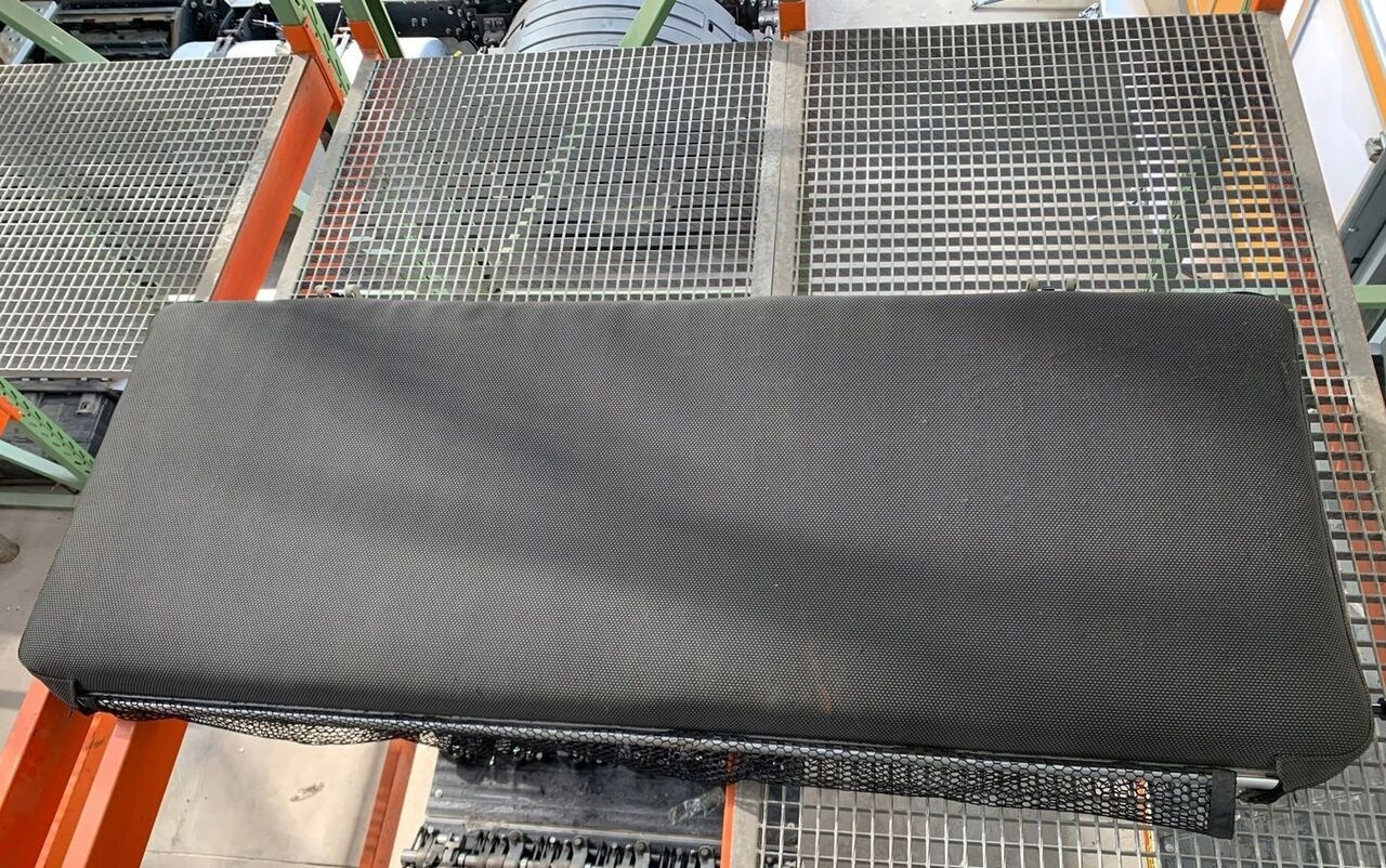 Volvo ŁÓŻKO GÓRNE LEŻANKA FH 4 - Siège pour Camion: photos 1 Volvo ŁÓŻKO GÓRNE LEŻANKA FH 4 - Siège pour Camion: photos 1