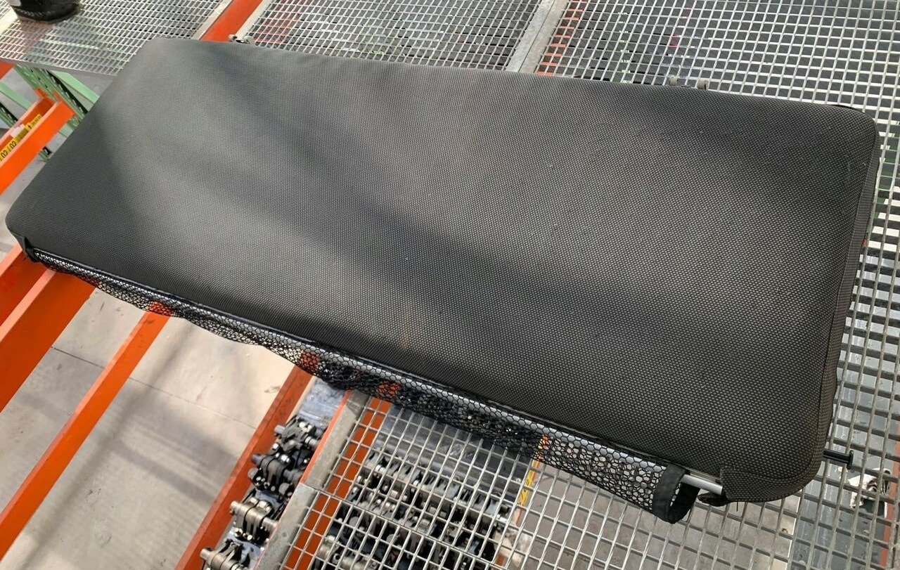 Volvo ŁÓŻKO GÓRNE LEŻANKA FH 4 - Siège pour Camion: photos 4 Volvo ŁÓŻKO GÓRNE LEŻANKA FH 4 - Siège pour Camion: photos 4