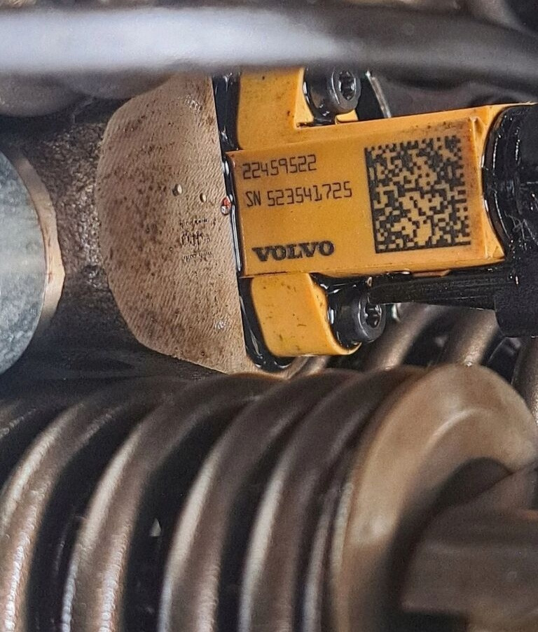 Volvo POMPOWTRYSKI COMMON RAIL FM 4 D11K RENAULT GAMA T DTI 11 Delphi RAIL VOLVO FM 4 D11K RENAULT GAMA T DTI 11 - Injecteur pour Camion: photos 2 Volvo POMPOWTRYSKI COMMON RAIL FM 4 D11K RENAULT GAMA T DTI 11 Delphi RAIL VOLVO FM 4 D11K RENAULT GAMA T DTI 11 - Injecteur pour Camion: photos 2