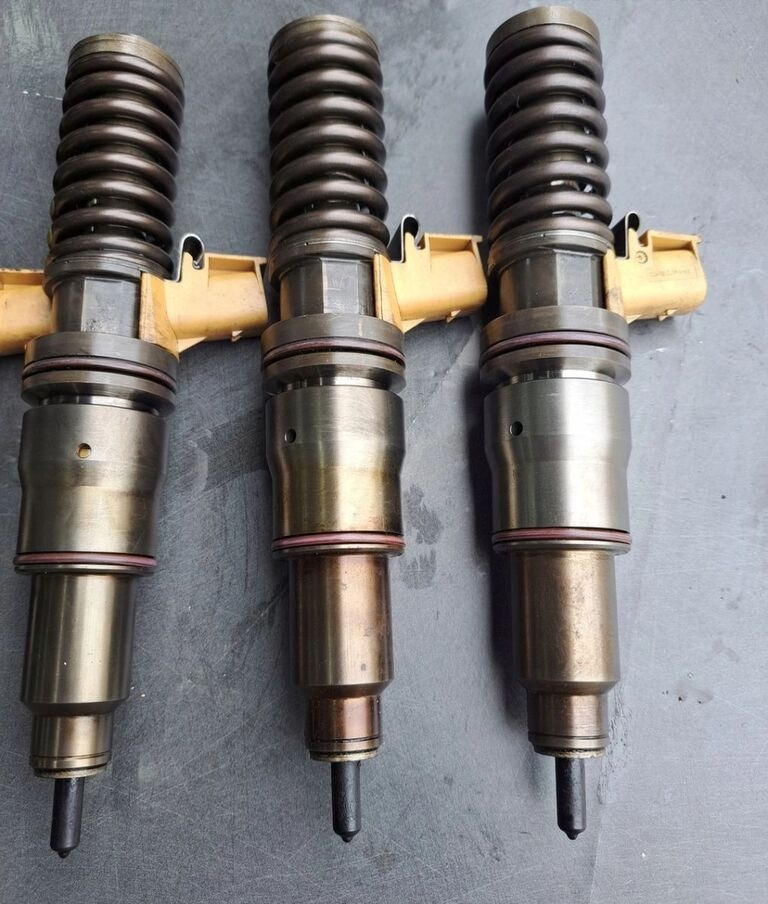 Volvo POMPOWTRYSKI KOMPLET FH 16 D16 20564930 Volvo - Injecteur pour Camion: photos 5 Volvo POMPOWTRYSKI KOMPLET FH 16 D16 20564930 Volvo - Injecteur pour Camion: photos 5